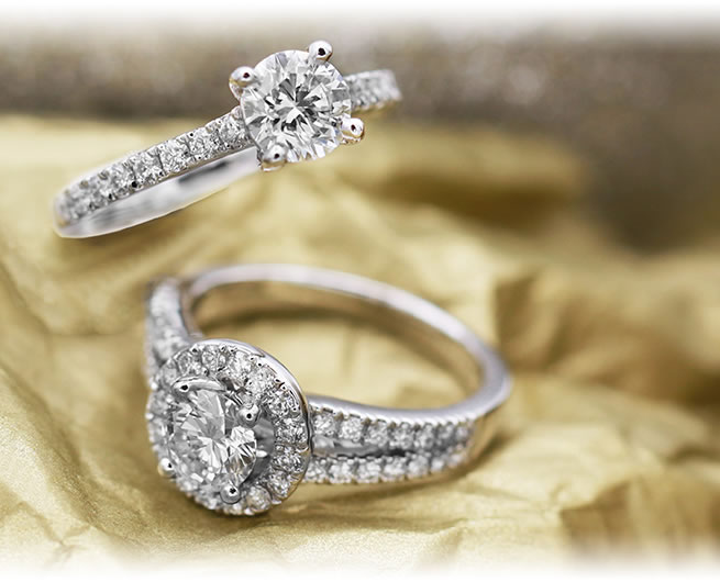 Bague Solitaire Platine Et Diamant - Occasion - Style Classique Et Intemporel