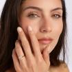 victoria-r-solitaires-diamants-certifies-entourage-or-rose-750-